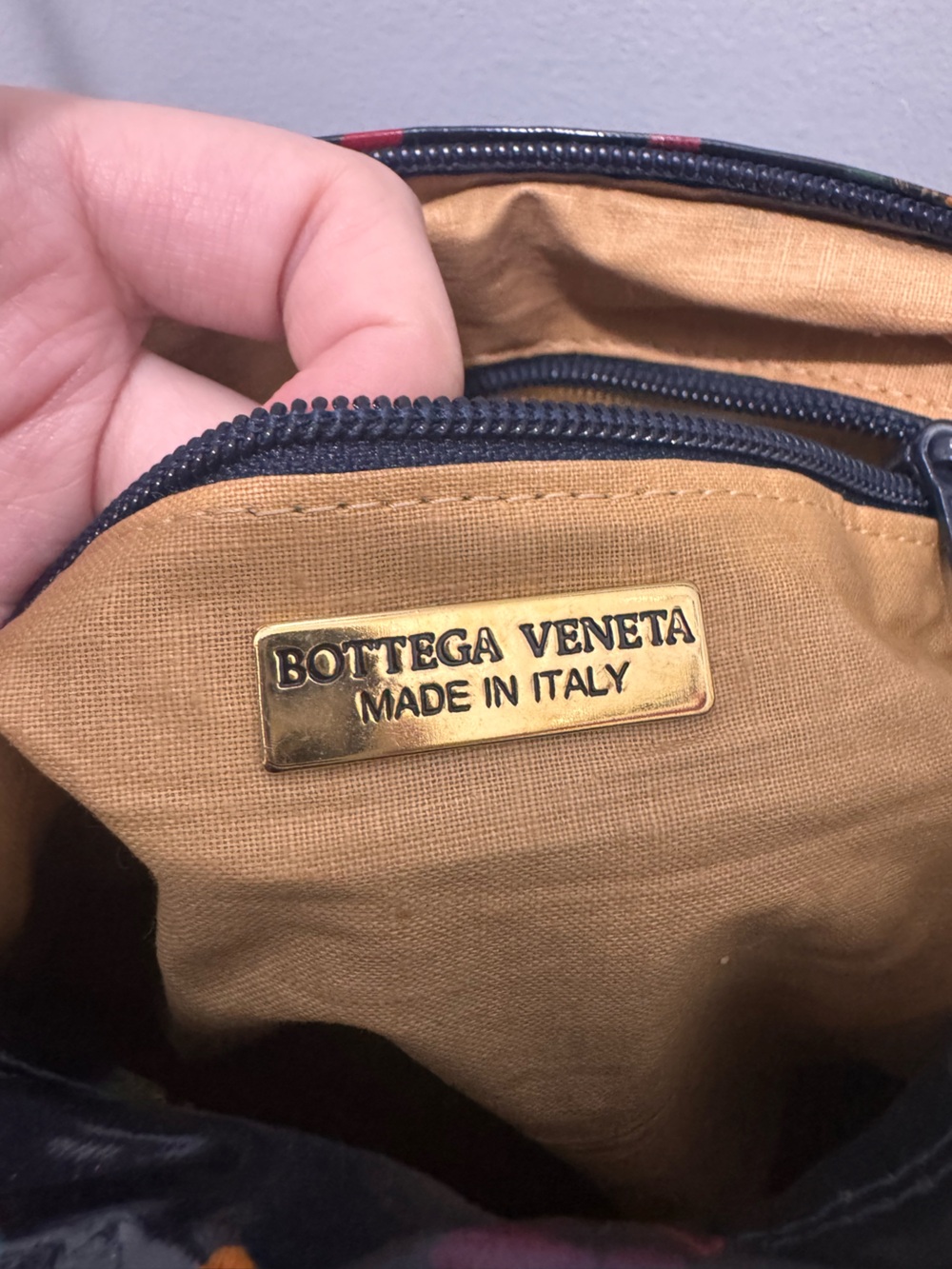 Bottega Veneta Navy Vinyl-Coated 70s Butterfly Shoulder/Crossbody Bag - Picture 4 of 5